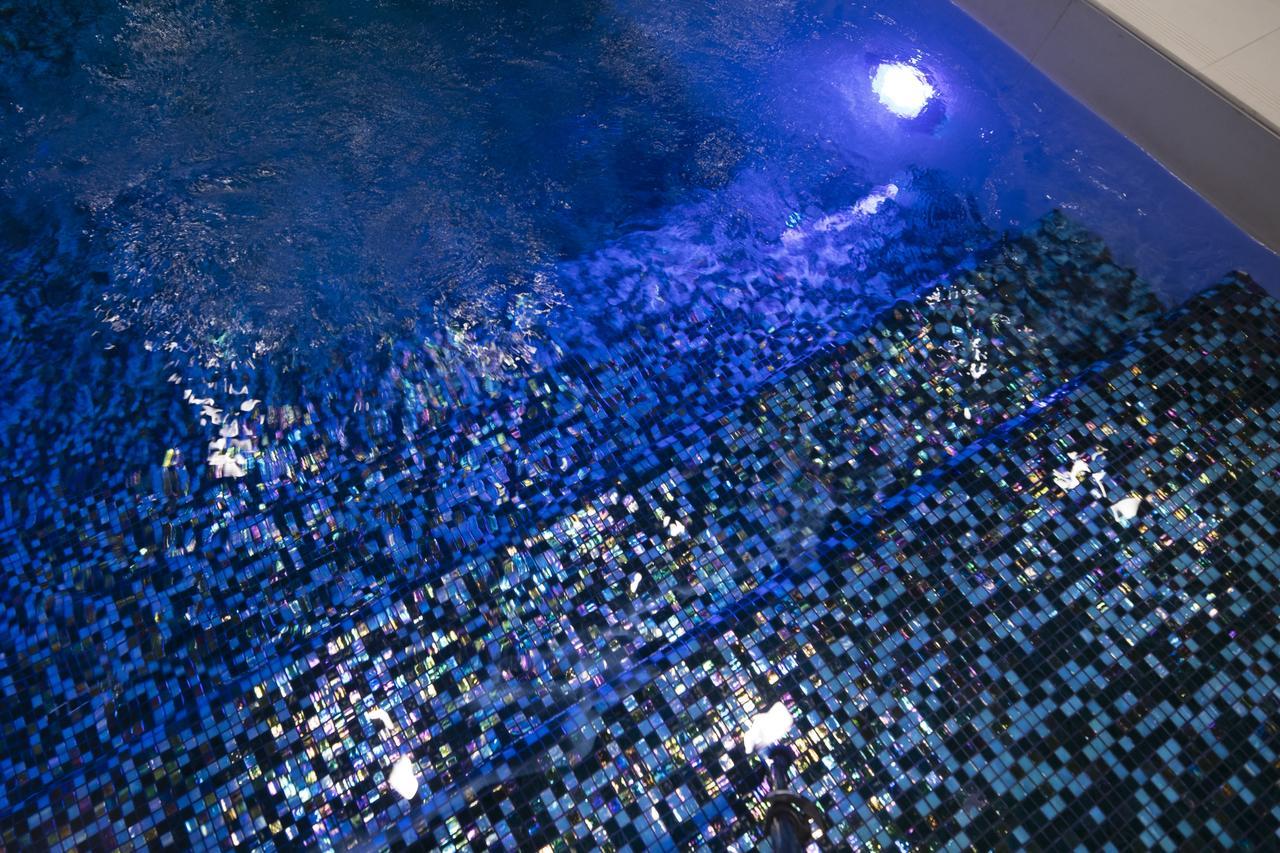 Maison Breguet Paris Exterior photo The blue mosaic